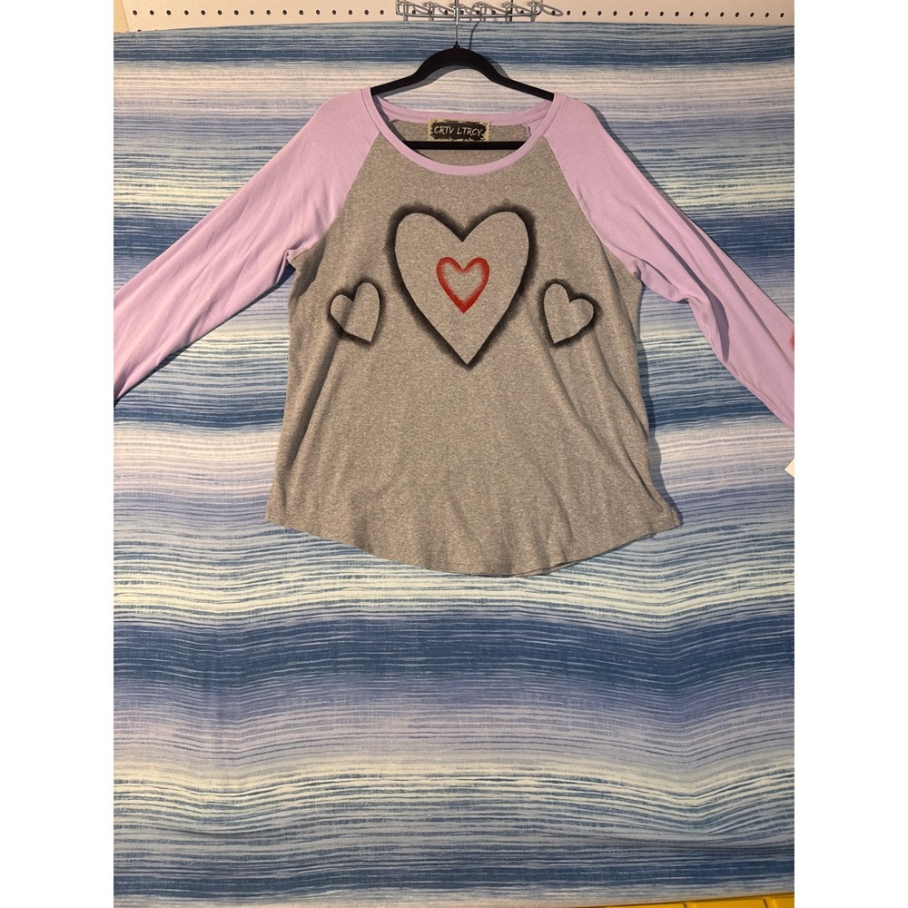 Upcycled Airbrush Heart Raglan Baseball Tee Gray Lavender Women Large One of One